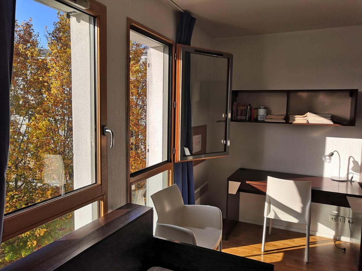 Studio Lumineux 10 Min A La Defense Рюей Малмезон Екстериор снимка